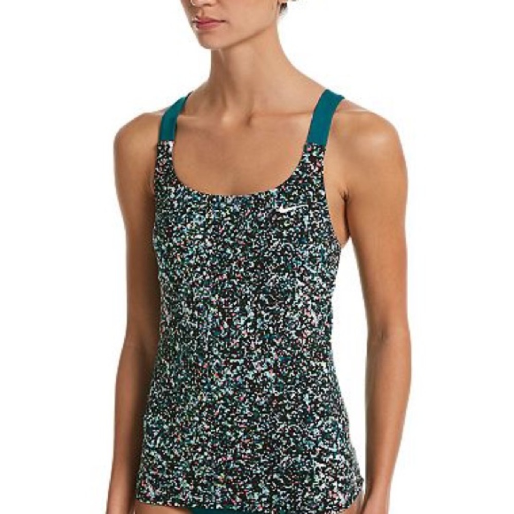 Nike Women's Printed V-Back Tankini
Top Size s